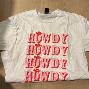 Howdy tee